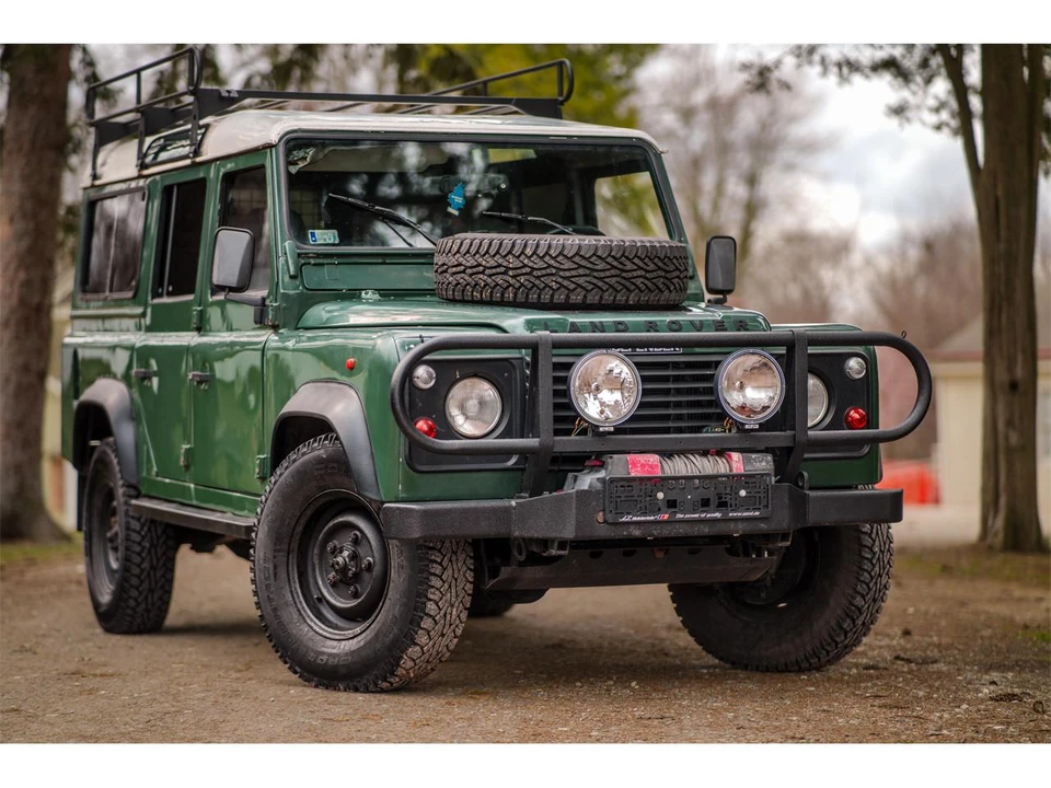 1995 Land Rover Defender 110 - Image 6 of 31