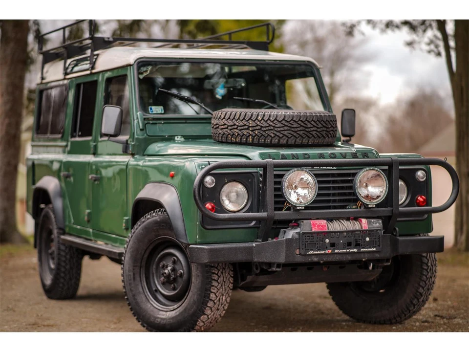 1995 Land Rover Defender 110 - Image 8 of 31