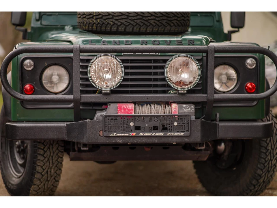 1995 Land Rover Defender 110 - Image 9 of 31