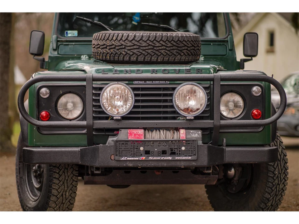 1995 Land Rover Defender 110 - Image 10 of 31