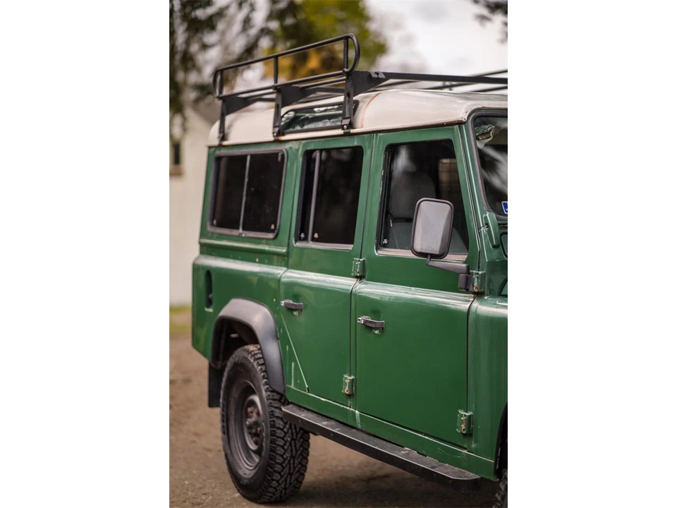 1995 Land Rover Defender 110 - Image 12 of 31