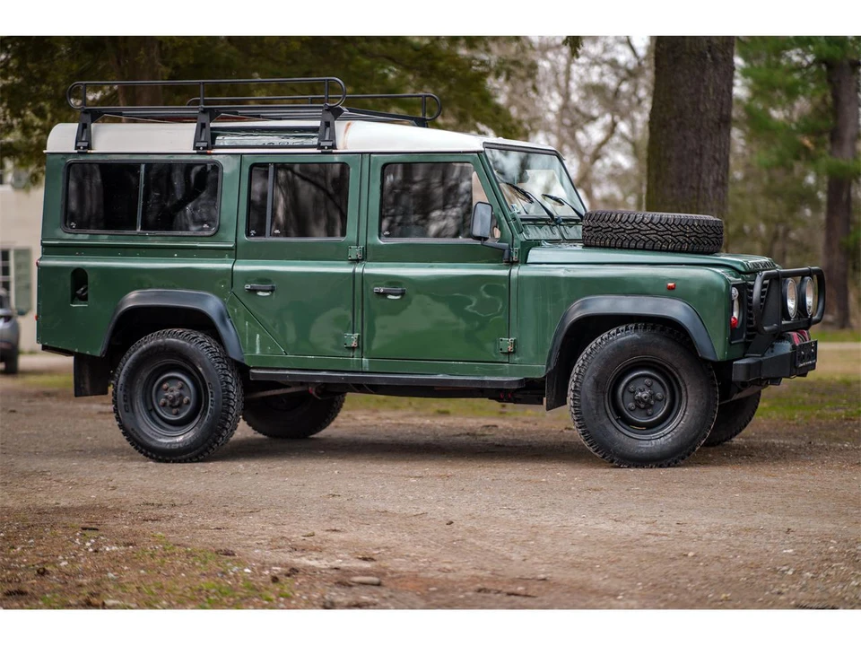 1995 Land Rover Defender 110 - Image 13 of 31