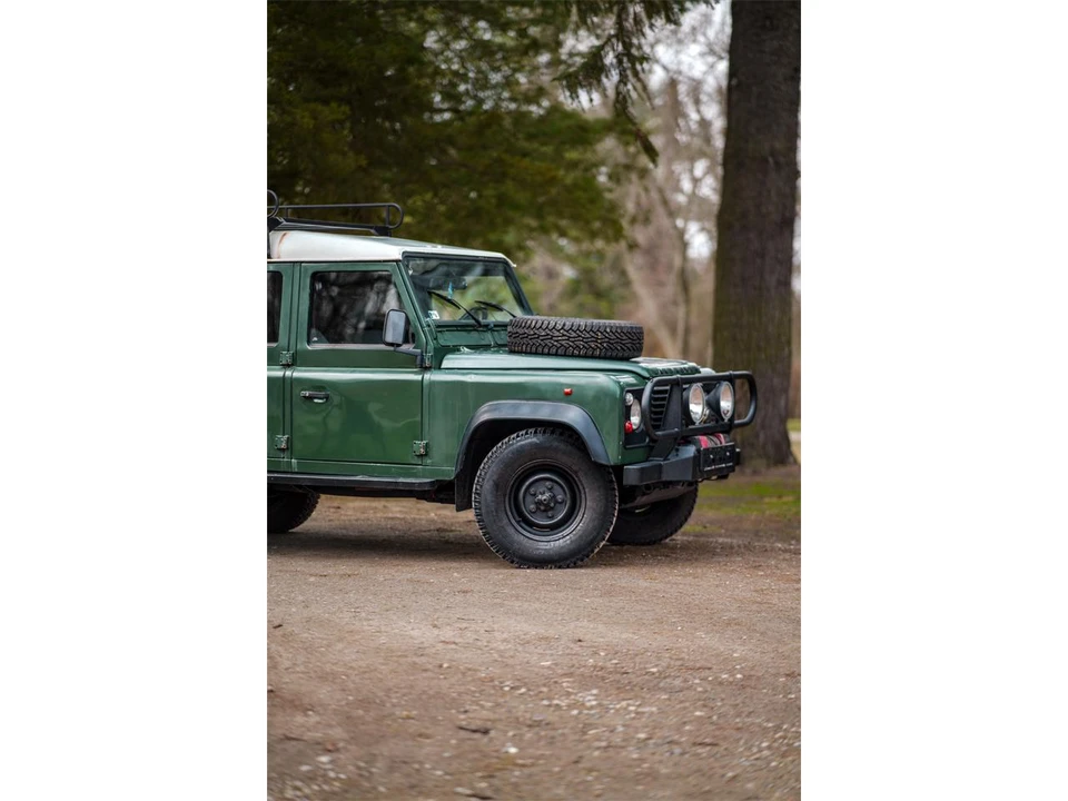 1995 Land Rover Defender 110 - Image 16 of 31