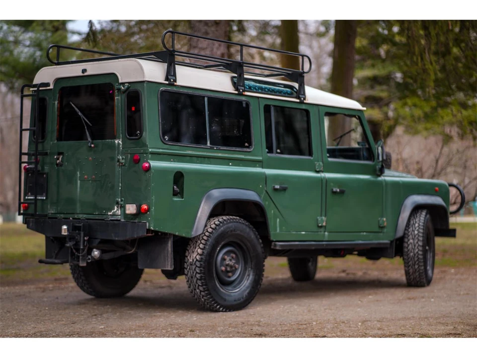 1995 Land Rover Defender 110 - Image 17 of 31