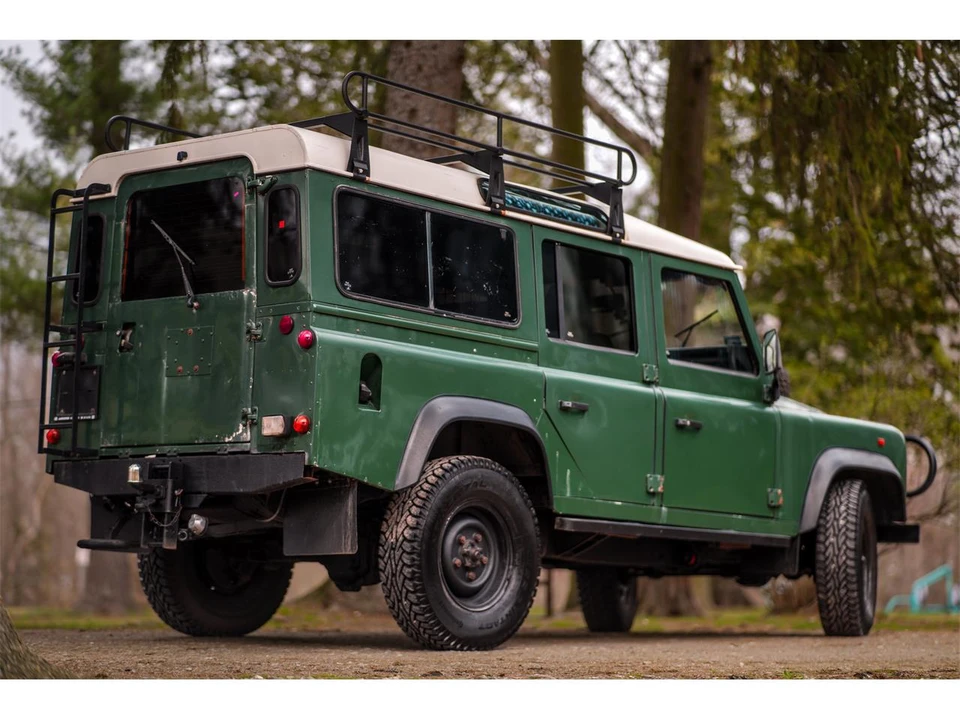1995 Land Rover Defender 110 - Image 19 of 31