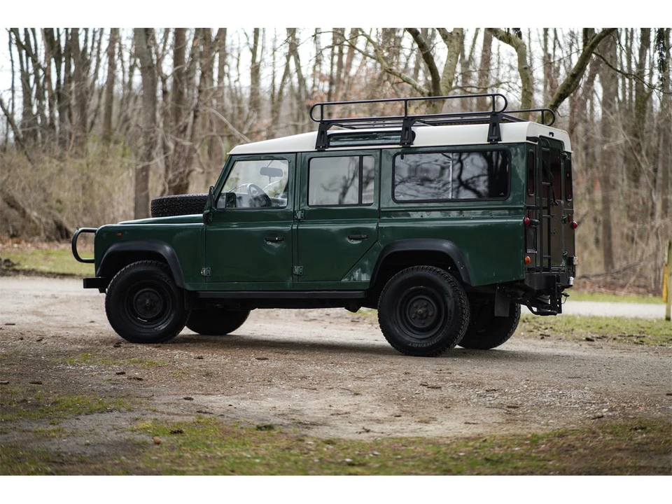 1995 Land Rover Defender 110 - Image 30 of 31