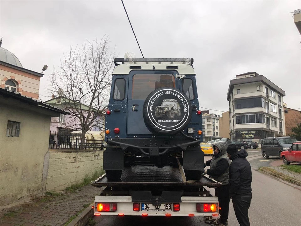 1995 Land Rover Defender 110 - Image 11 of 31