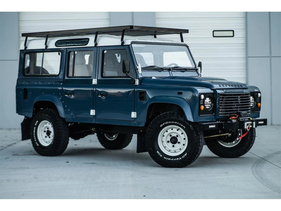 1995 Land Rover Defender 110 - Image 28 of 31