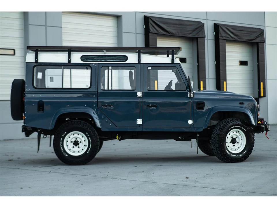 1995 Land Rover Defender 110 - Image 29 of 31