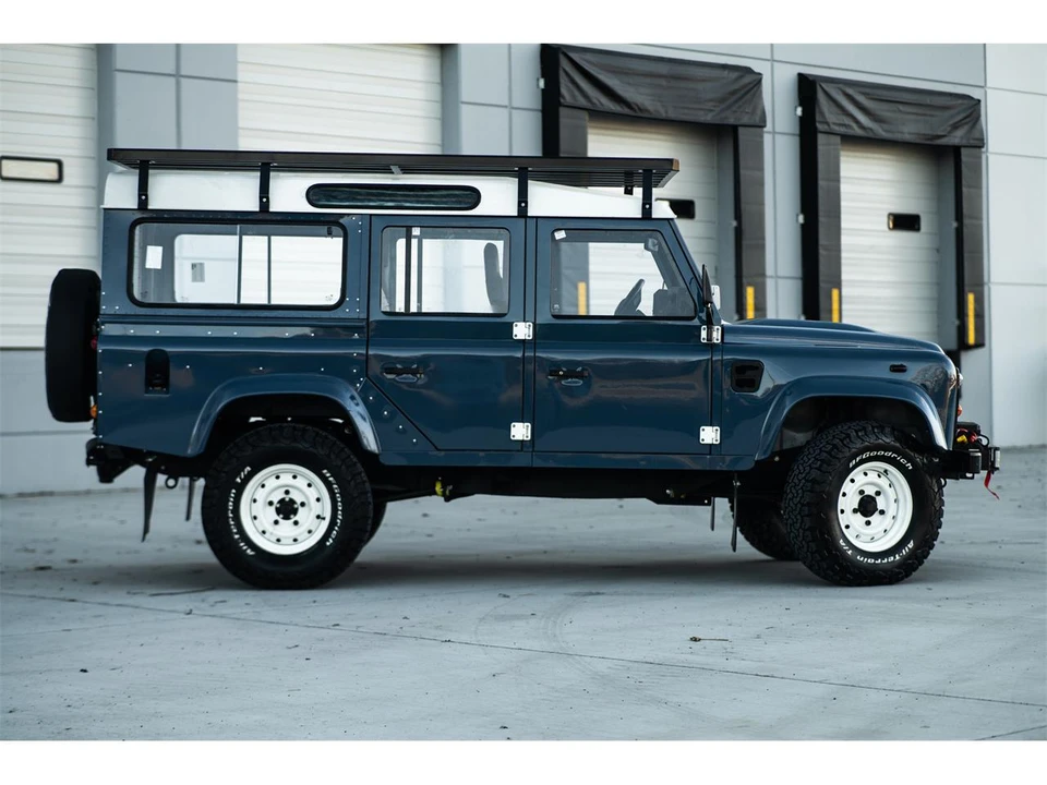 1995 Land Rover Defender 110 - Image 30 of 31