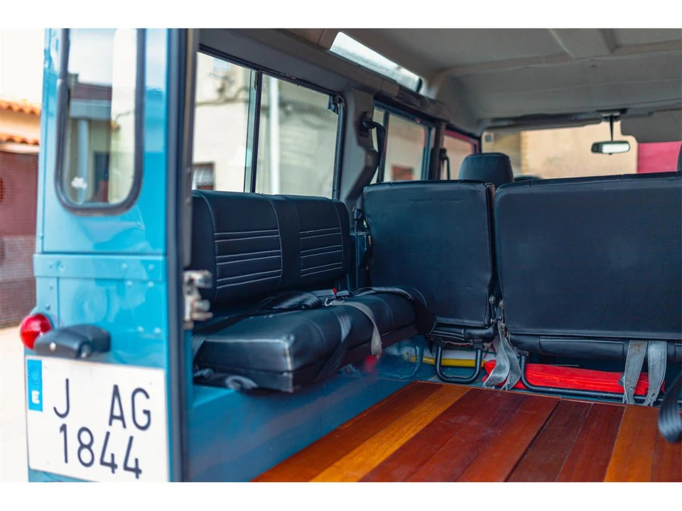 1995 Land Rover Defender 110 - Image 7 of 31