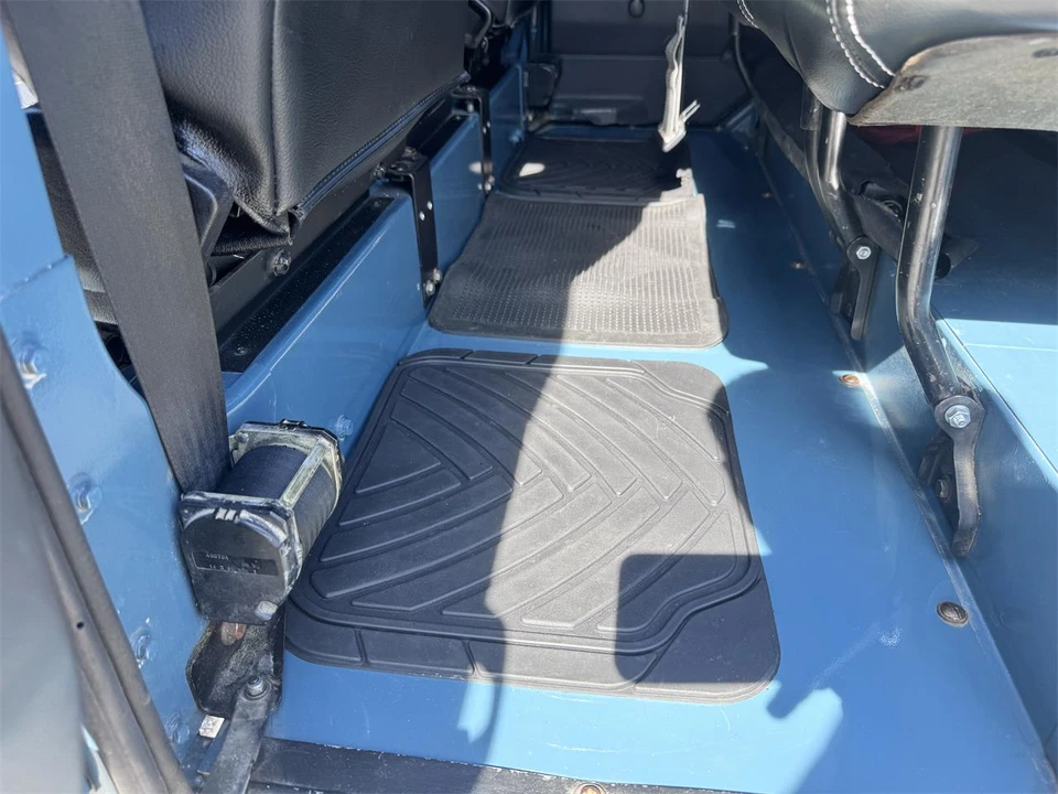 1995 Land Rover Defender 110 - Image 27 of 31