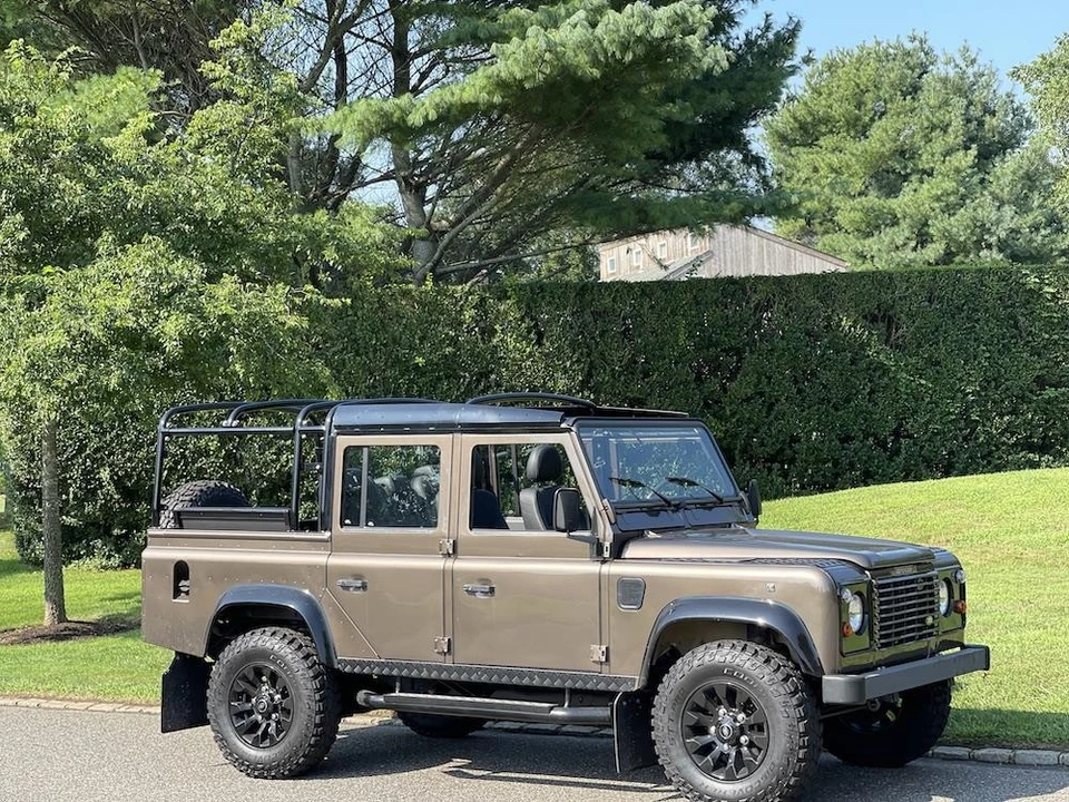 1995 Land Rover Defender 110 - Image 7 of 12
