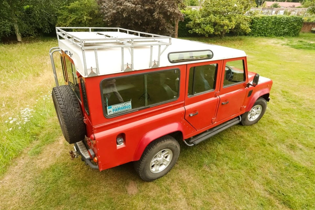 1995 Land Rover Defender 110 - Image 25 of 30