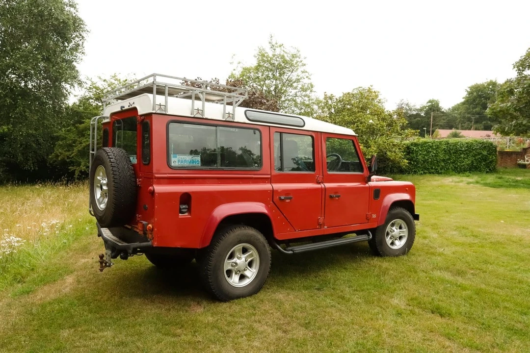 1995 Land Rover Defender 110 - Image 13 of 30