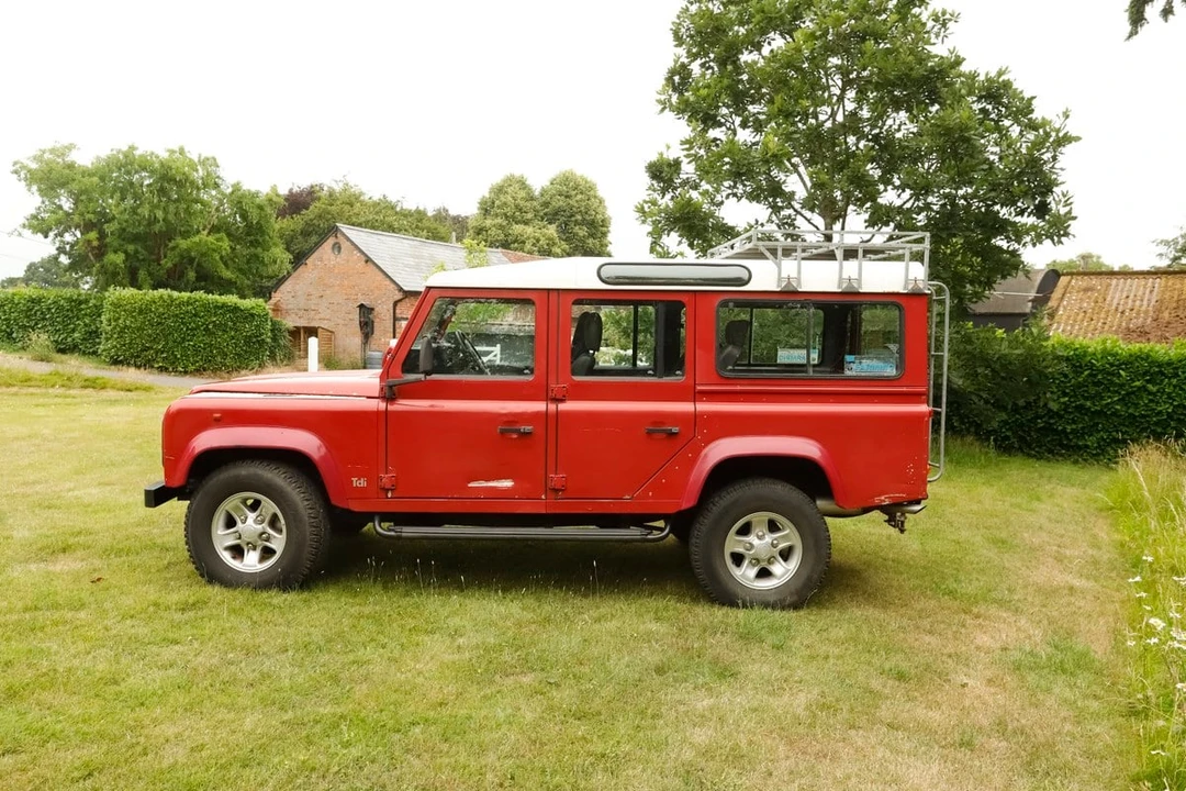1995 Land Rover Defender 110 - Image 21 of 30