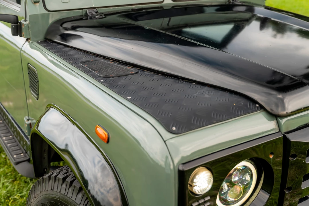 1995 Land Rover Defender 110 - Image 23 of 31