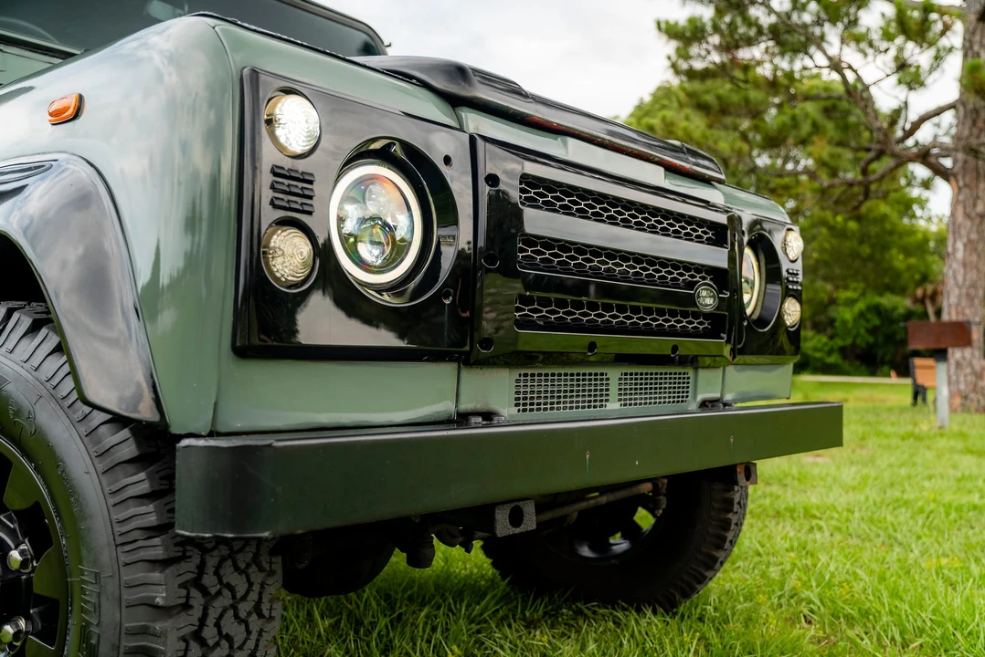 1995 Land Rover Defender 110 - Image 26 of 31