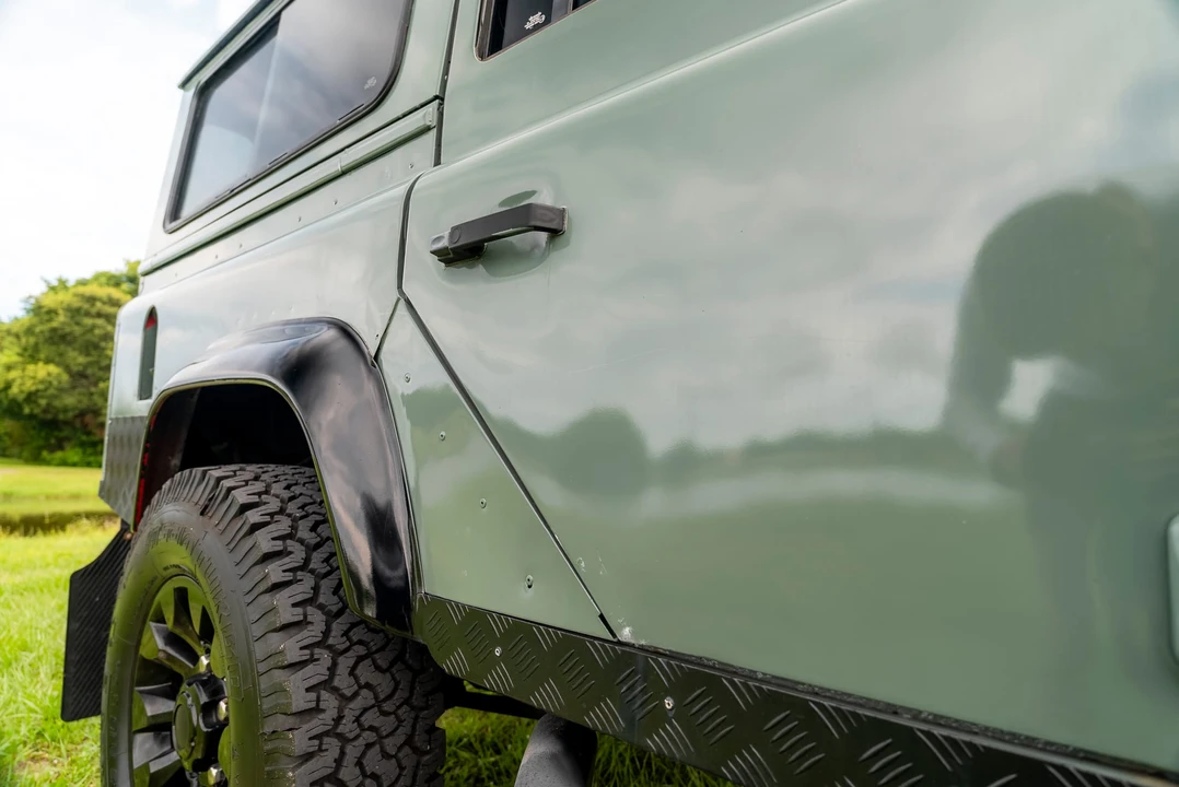 1995 Land Rover Defender 110 - Image 29 of 31