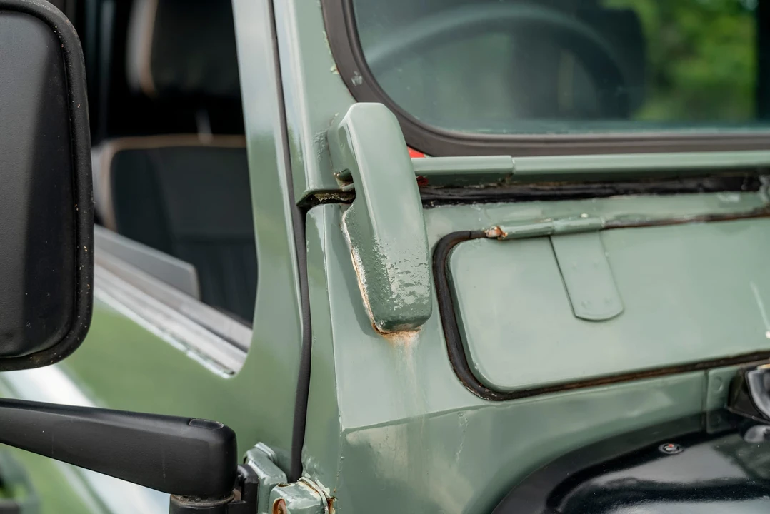 1995 Land Rover Defender 110 - Image 22 of 31