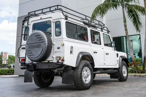 1995 Land Rover Defender 110 - Image 2 of 7