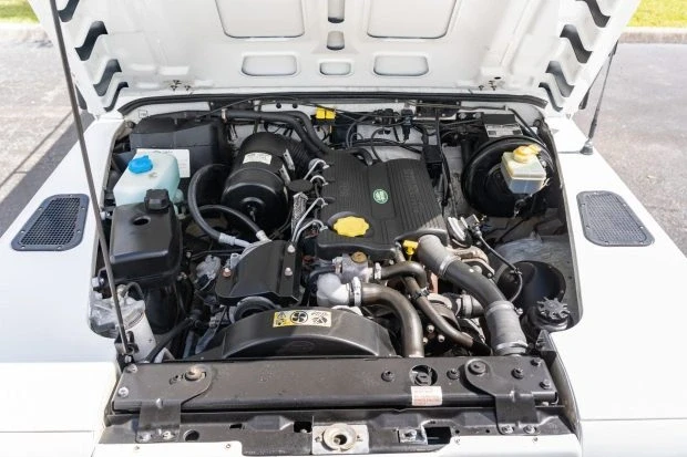 1995 Land Rover Defender 110 - Image 6 of 7