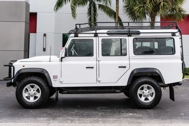 1995 Land Rover Defender 110 - Image 3 of 7