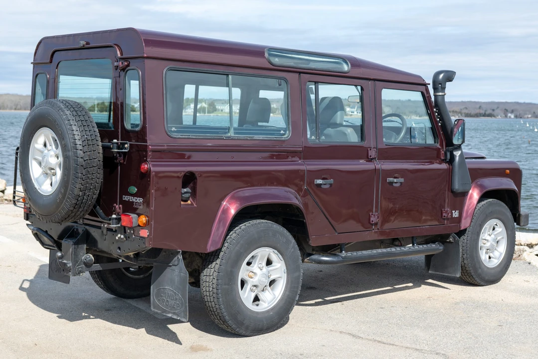 1995 Land Rover Defender 110 - Image 19 of 21