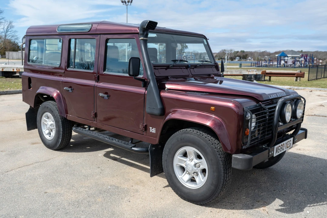1995 Land Rover Defender 110 - Image 3 of 21