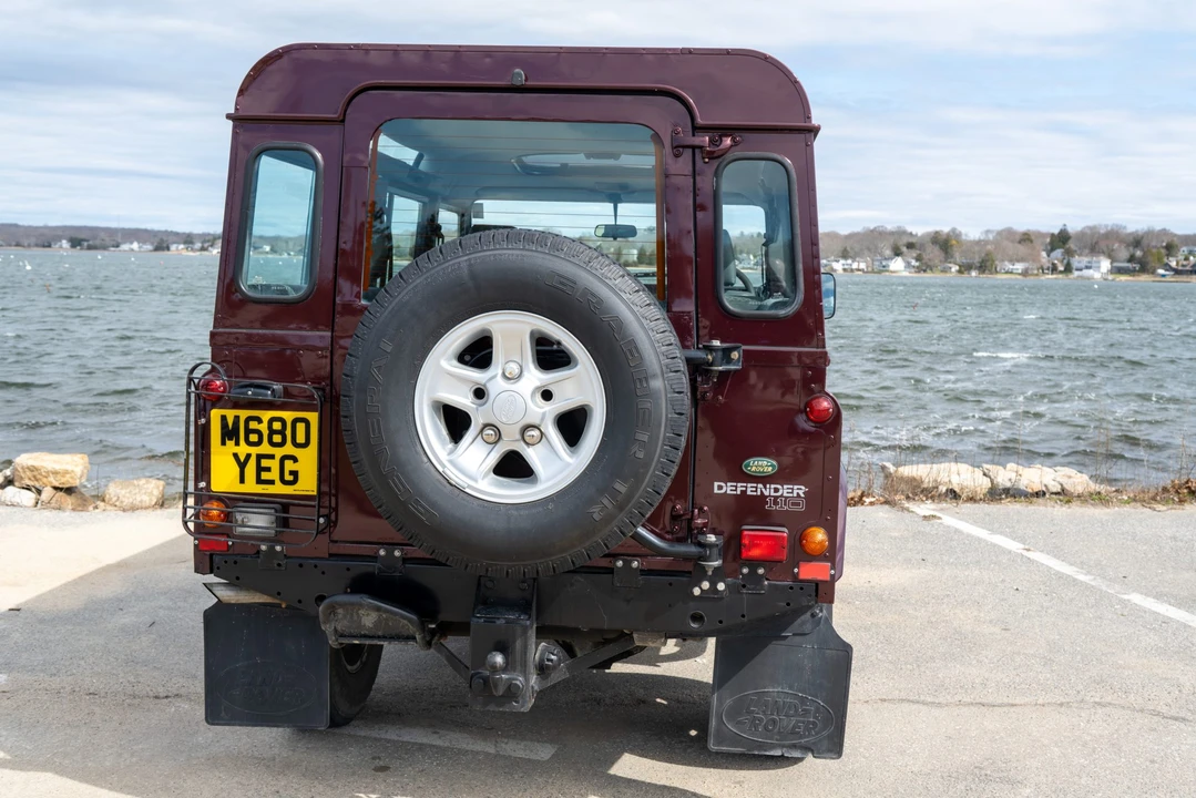 1995 Land Rover Defender 110 - Image 17 of 21