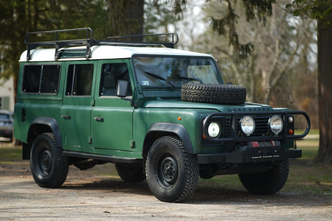 1995 Land Rover Defender 110 - Image 14 of 31