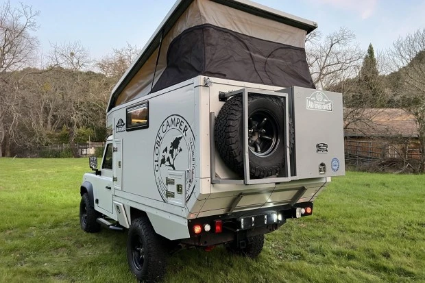 1995 Land Rover Defender 110 - Image 2 of 9