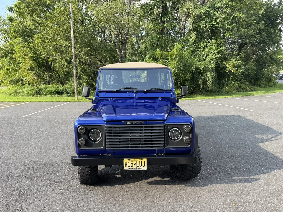 1995 Land Rover Defender 110 - Image 13 of 31