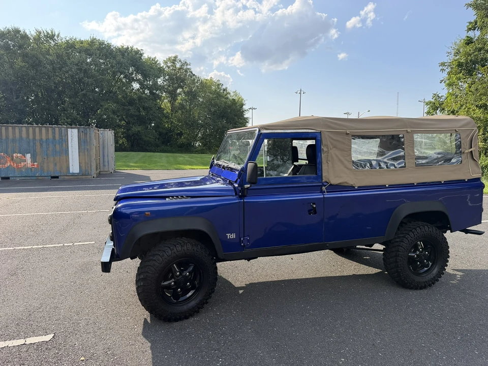 1995 Land Rover Defender 110 - Image 4 of 31