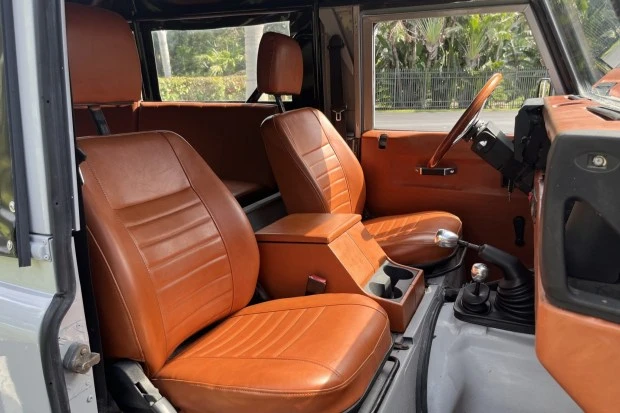 1995 Land Rover Defender 110 - Image 4 of 7