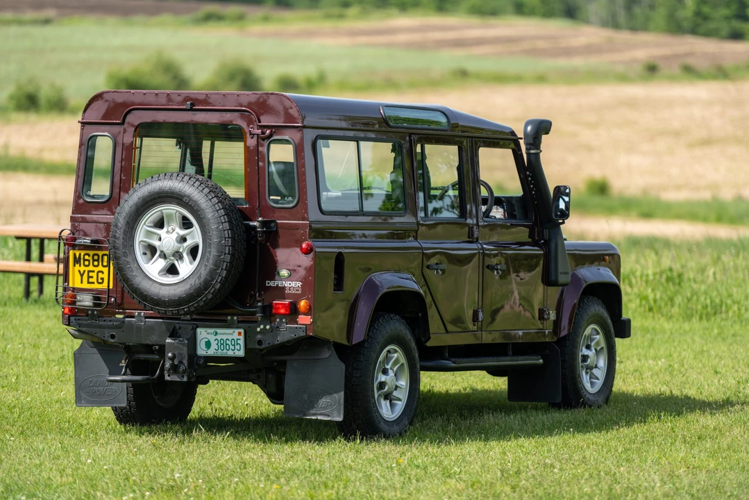 1995 Land Rover Defender 110 - Image 31 of 31