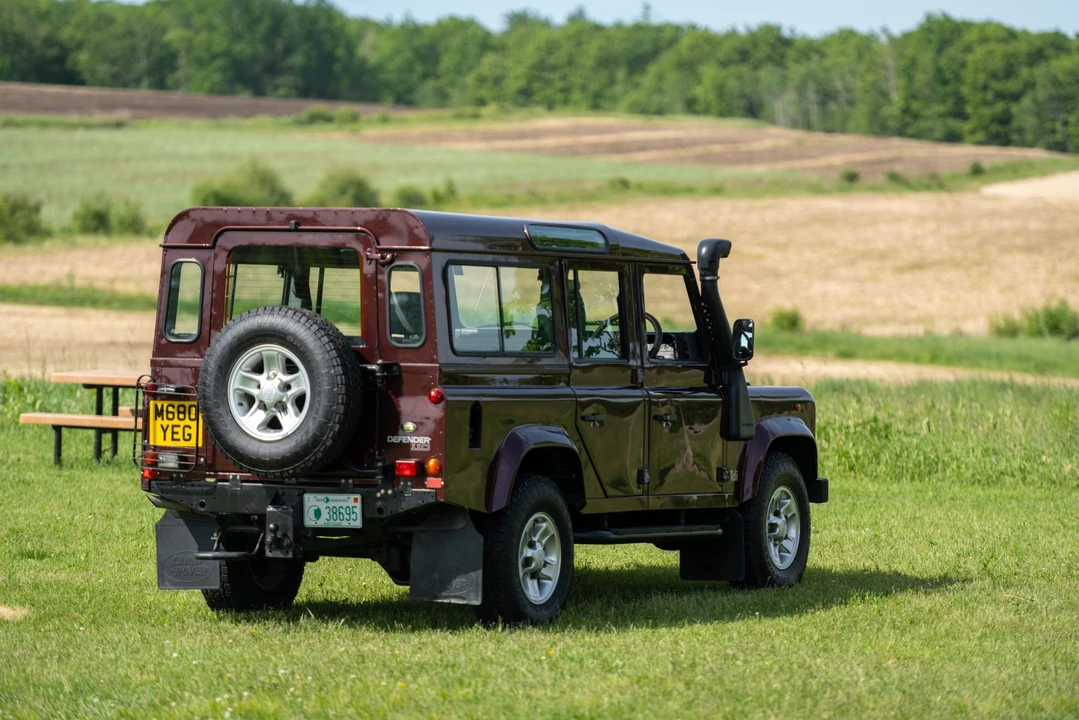 1995 Land Rover Defender 110 - Image 30 of 31