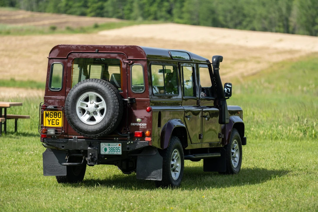 1995 Land Rover Defender 110 - Image 29 of 31