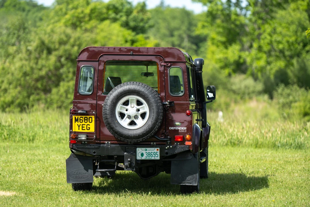 1995 Land Rover Defender 110 - Image 25 of 31
