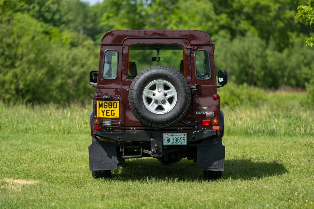 1995 Land Rover Defender 110 - Image 21 of 31