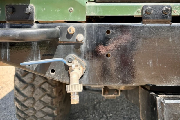 1995 Land Rover Defender 110 - Image 3 of 8