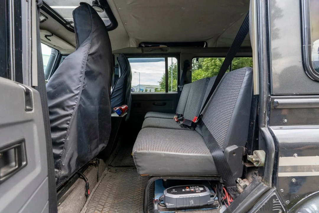 1995 Land Rover Defender 110 - Image 27 of 30