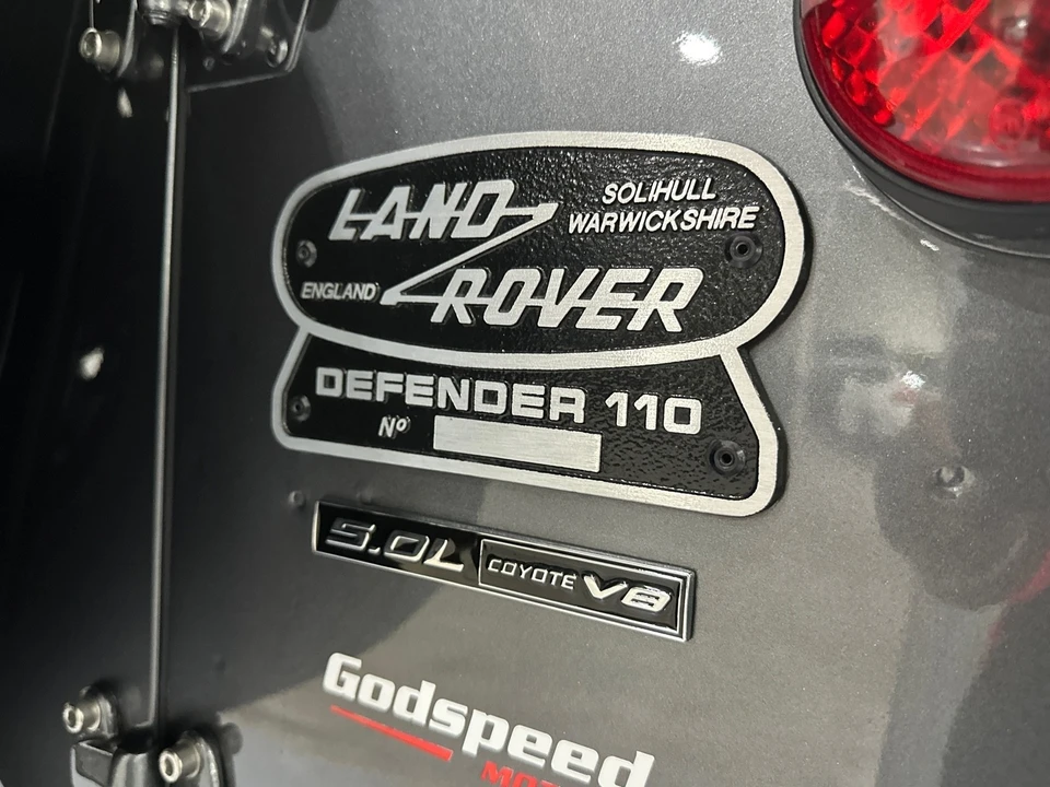 1995 Land Rover Defender 110 - Image 8 of 31
