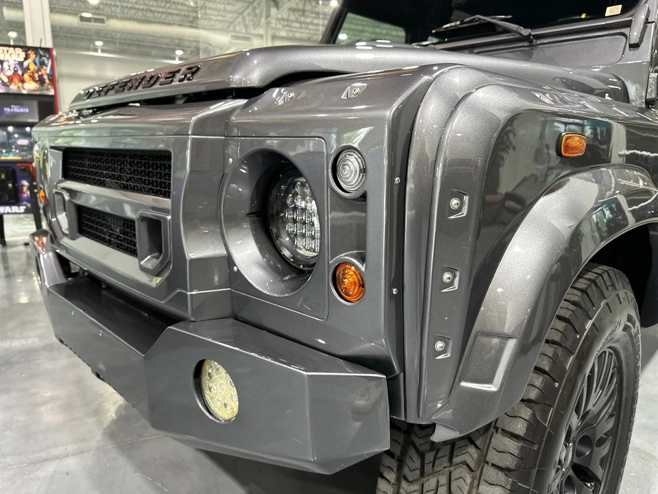 1995 Land Rover Defender 110 - Image 31 of 31