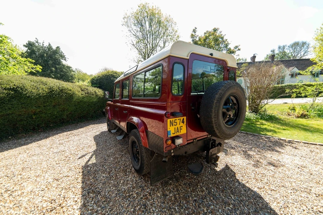 1995 Land Rover Defender 110 - Image 11 of 31