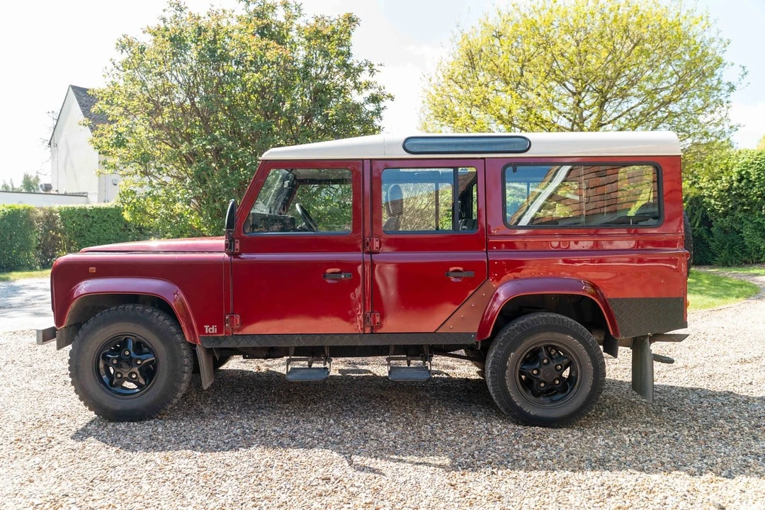 1995 Land Rover Defender 110 - Image 12 of 31