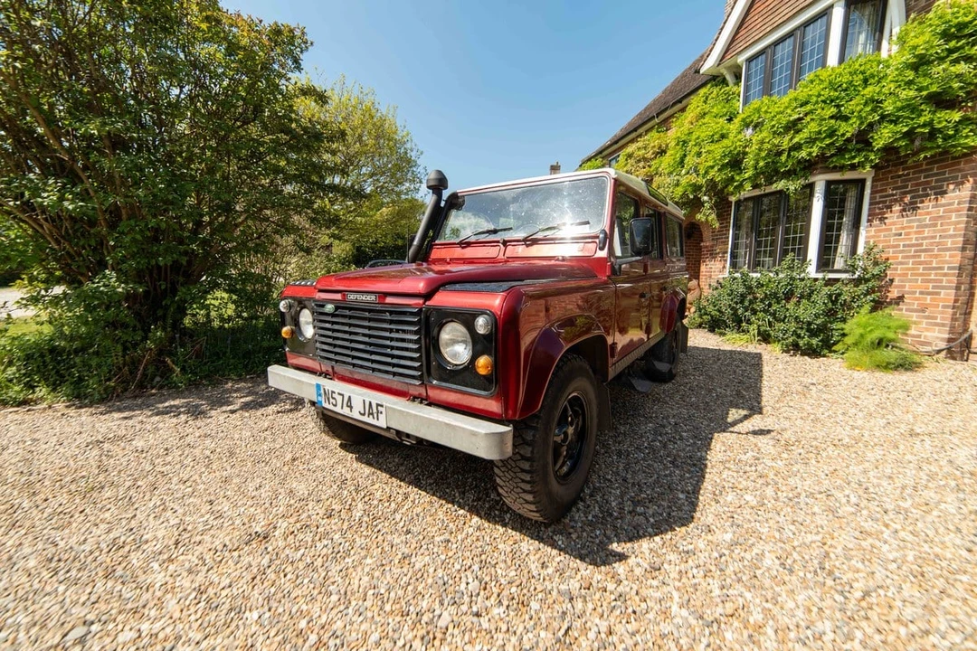 1995 Land Rover Defender 110 - Image 13 of 31