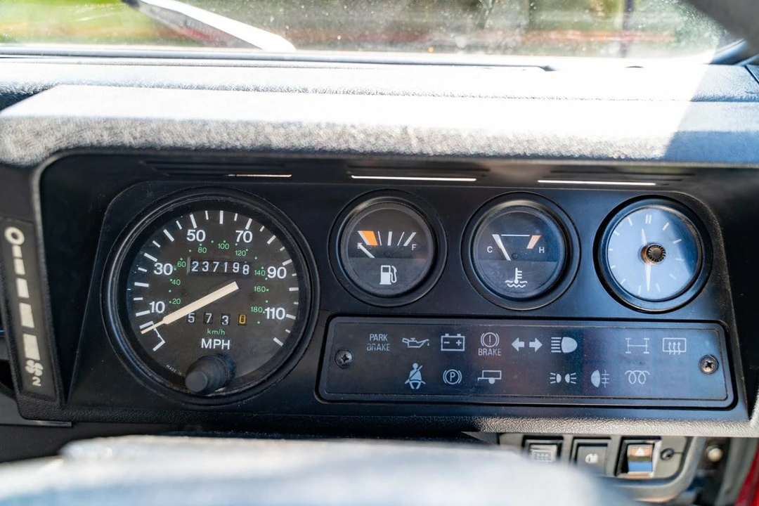 1995 Land Rover Defender 110 - Image 27 of 31