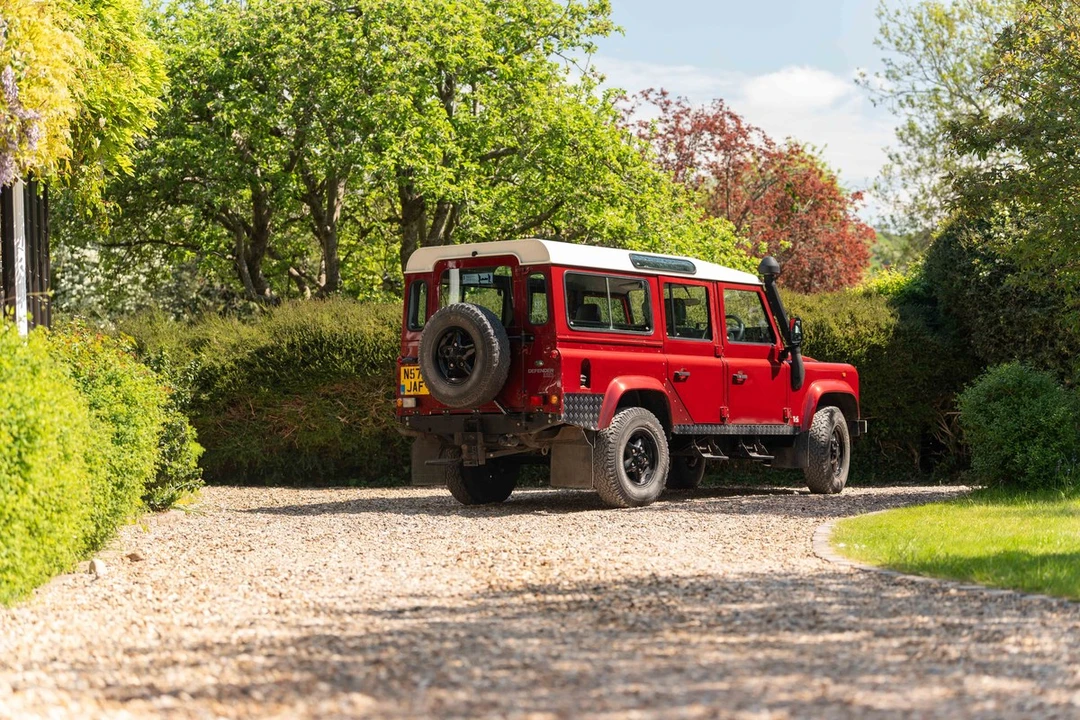 1995 Land Rover Defender 110 - Image 19 of 31