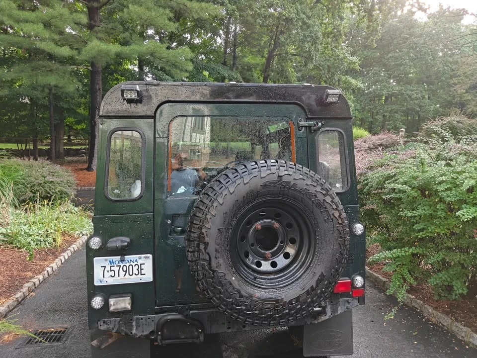 1995 Land Rover Defender 110 - Image 4 of 13